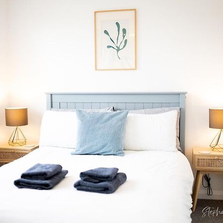 The Lookout, Modern Home From Home, Sleeps 5, With Private Parking & Outside Terrace St Ives Exterior foto