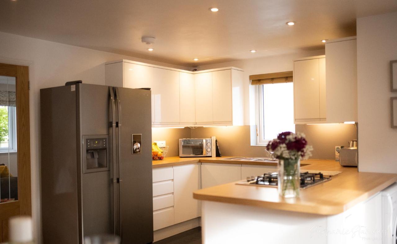 The Lookout, Modern Home From Home, Sleeps 5, With Private Parking & Outside Terrace St Ives Exterior foto